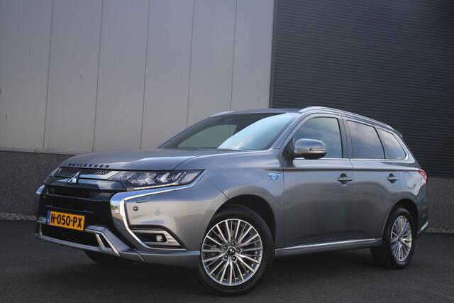 Mitsubishi OUTLANDER 2.4 PHEV 4WD Instyle Schuifdak/Adaptive/Trekhaak