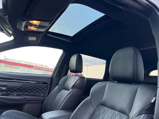 Mitsubishi OUTLANDER 2.4 PHEV 4WD Instyle Schuifdak/Adaptive/Trekhaak