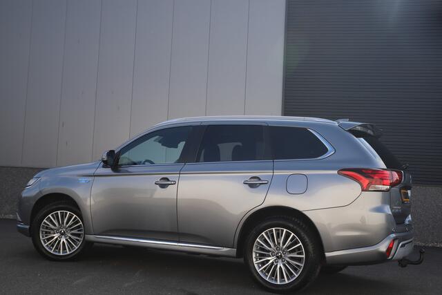 Mitsubishi OUTLANDER 2.4 PHEV 4WD Instyle Schuifdak/Adaptive/Trekhaak