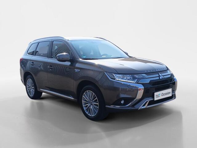 Mitsubishi OUTLANDER 2.4 PHEV Pure+ | Climate | Cruise | Trekhaak | Camera | DAB |
