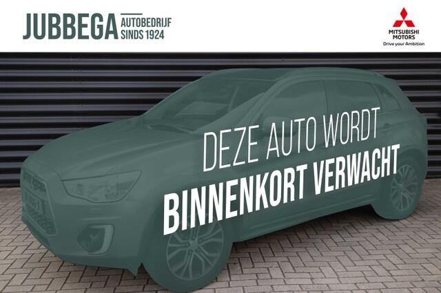 Mitsubishi OUTLANDER 2.4 PHEV Intense Stoelverwarming, Navi,