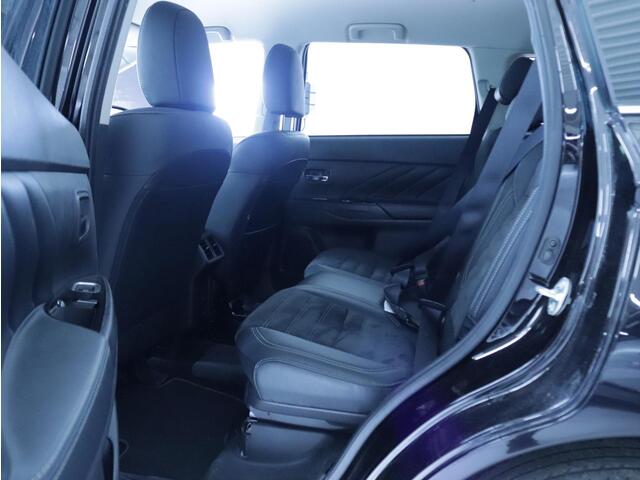 Mitsubishi OUTLANDER 2.4 PHEV Intense Clima/Navi/Trekhaak