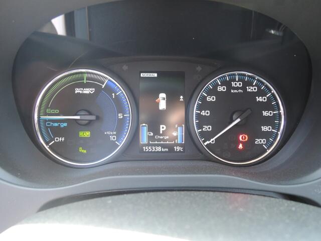 Mitsubishi OUTLANDER 2.4 PHEV INTENSE+