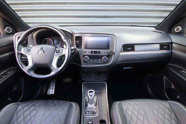 Mitsubishi OUTLANDER 2.4 PHEV Instyle LTD-Ed. Sport pakket, Trekh, Leder, Opendak, E.Achterklep