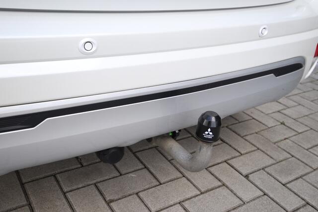 Mitsubishi OUTLANDER 2.4 PHEV Instyle LTD-Ed. Sport pakket, Trekh, Leder, Opendak, E.Achterklep