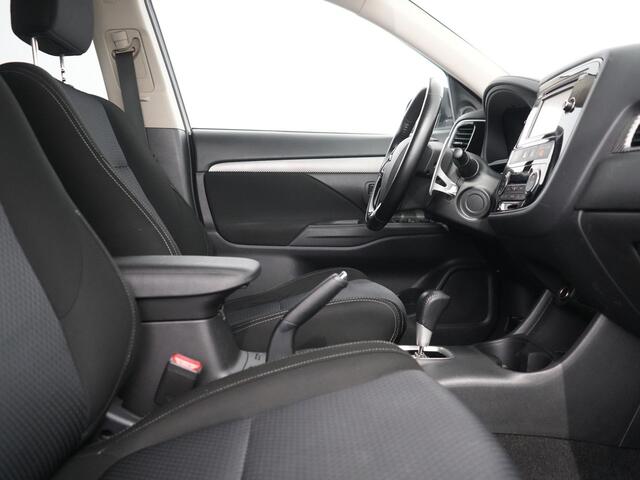 Mitsubishi OUTLANDER 2.0 Instyle 4WD