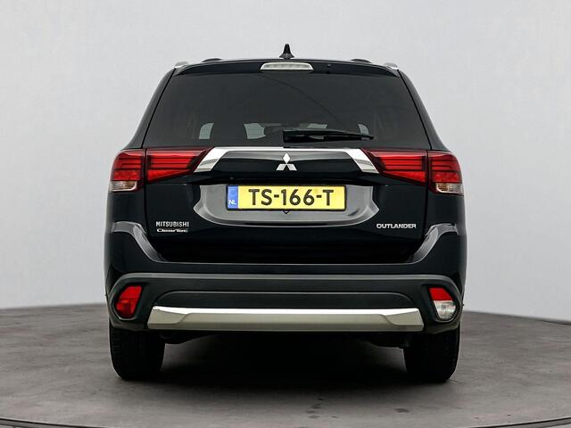 Mitsubishi OUTLANDER Mitsubishi | Navigatie | Climate controle | Cruise Control |
