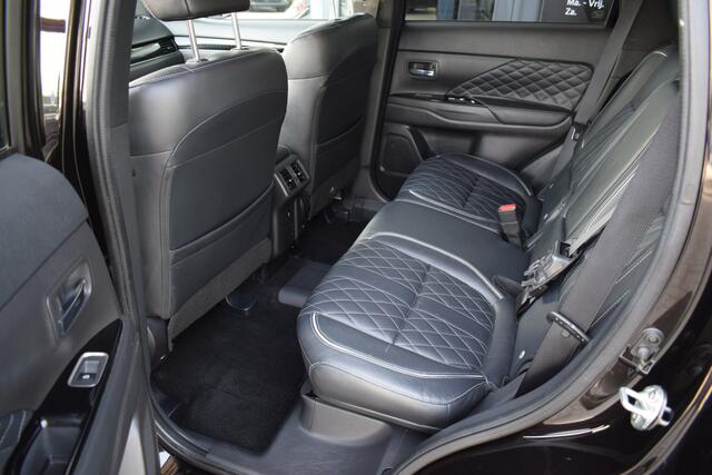 Mitsubishi OUTLANDER 2.4i PHEV 4WD Instyle Autom. | Cruise Control Adaptief | SmartLink-Navigatie | 360-Camera | Leder | SchuifKanteldak |