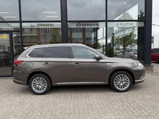 Mitsubishi OUTLANDER 2.4 PHEV Intense