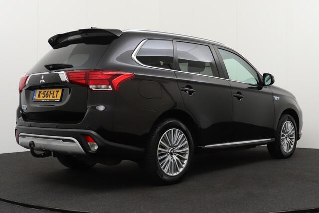 Mitsubishi OUTLANDER 2.4 PHEV Pure+ Camera Trekhaak Stoelverw. Keyless