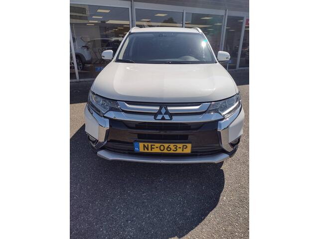 Mitsubishi OUTLANDER 2.0 Business Edition Staat in Hardenberg