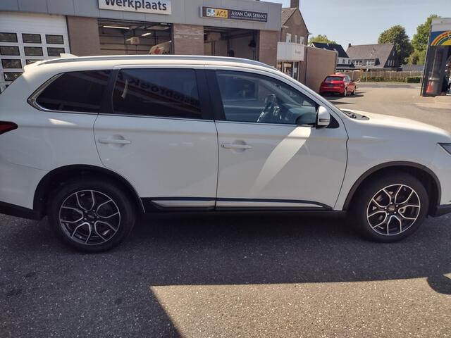 Mitsubishi OUTLANDER 2.0 Business Edition Staat in Hardenberg