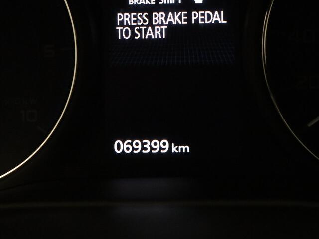 Mitsubishi OUTLANDER 240pk PHEV Instyle 360° Camera | Adapt. Cruise | Navi | Parkeersens. v+a | Stoel-/stuurverw. | Panoramadak