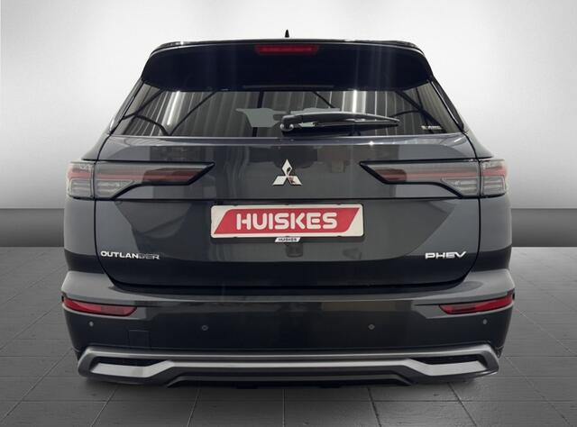 Mitsubishi OUTLANDER 2.4 PHEV Instyle+