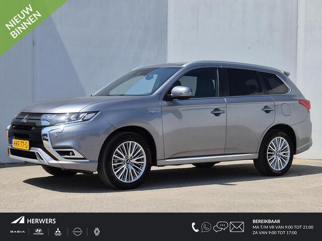 Mitsubishi OUTLANDER 2.4 PHEV Pug-in Intense+ Automaat / Navigatie via Apple Carplay of Android Auto / Stuur- en Stoelverwarming / Trekgewicht 1500 kg / Elektrische bedienbare achterklep / Rondomzicht camera / Adaptief cruise control /