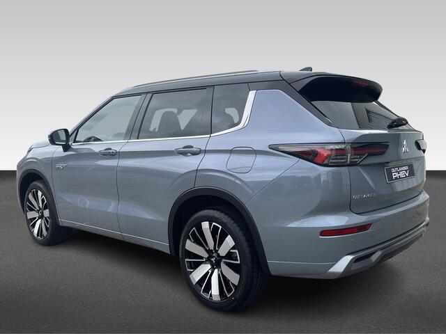 Mitsubishi OUTLANDER 2.4 PHEV Instyle+ Van ¤ 64.745,- voor ¤ 62.730,-