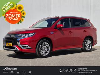 mitsubishi-outlander-2.4-phev-plug-