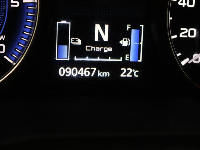 Mitsubishi OUTLANDER 240pk PHEV Intense+ Automaat 360° Camera | Cruise | Parkeersens. v+a | Stoel-/stuurverw. | Trekhaak | Panoramadak