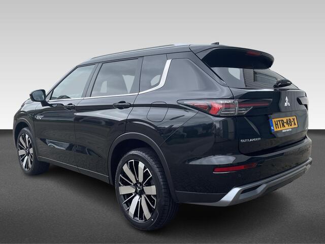 Mitsubishi OUTLANDER 2.4 PHEV First Edition