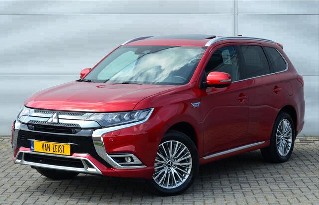 Mitsubishi OUTLANDER PHEV 2.4 INSTYLE 4WD | PLUG IN HYBRID | FULL OPTIONS | SCHUIFDAK | ADAPTIEF CRUISE | ALL SEASON BANDEN | FABRIEKSGARANTIE TOT 07-12-2029* | ALL IN RIJKLAARPRIJS