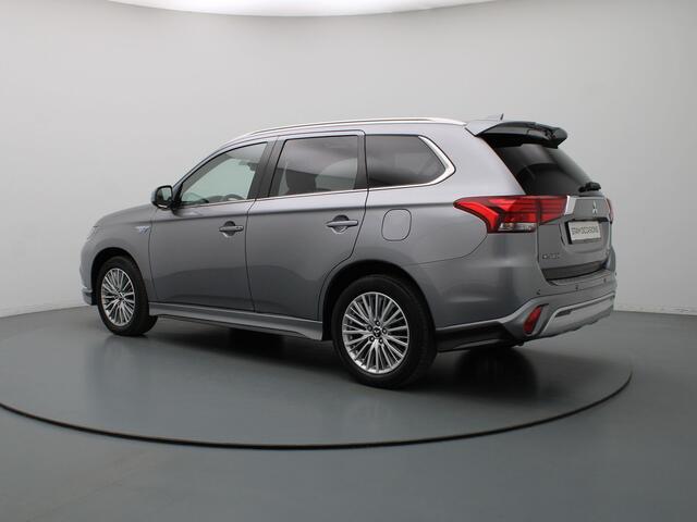 Mitsubishi OUTLANDER 240pk PHEV Instyle Automaat F&B | 360° Camera | Adapt. Cruise | Parkeersens. v+a | Stoel-/stuurverw.