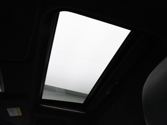 Mitsubishi OUTLANDER 240pk PHEV Instyle Automaat F&B | 360° Camera | Adapt. Cruise | Parkeersens. v+a | Stoel-/stuurverw.