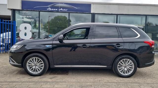 Mitsubishi OUTLANDER 2.4 PHEV Instyle + l 360 cam l Full options l Carplay