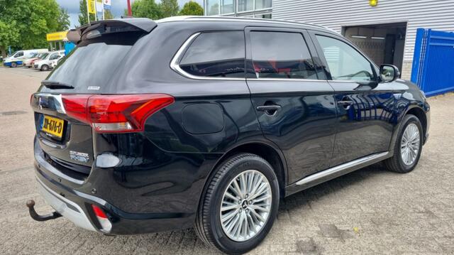 Mitsubishi OUTLANDER 2.4 PHEV Instyle + l 360 cam l Full options l Carplay