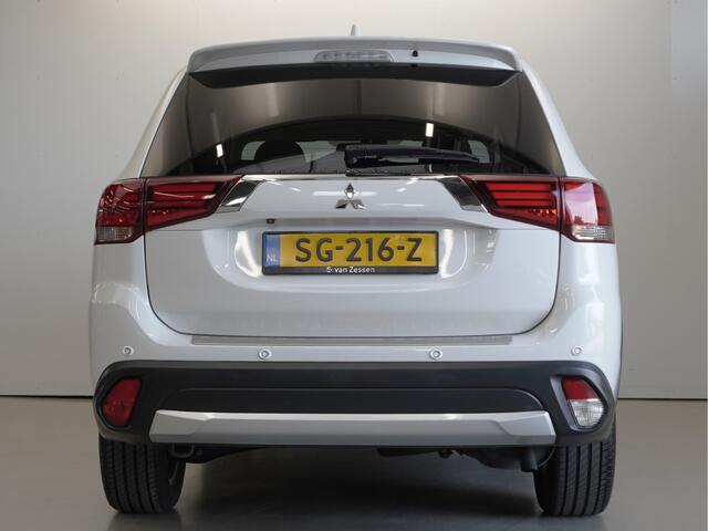 Mitsubishi OUTLANDER 2.0 Connect Pro | 360 camera | Sport pakket | Verlengde garantie | Rijklaarprijs