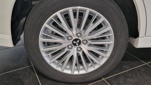 Mitsubishi OUTLANDER 2.4 PHEV Intense+
