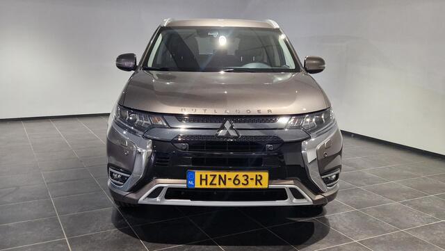 Mitsubishi OUTLANDER 2.4 PHEV Pure+ | Trekhaak |