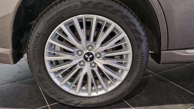 Mitsubishi OUTLANDER 2.4 PHEV Pure+ | Trekhaak |