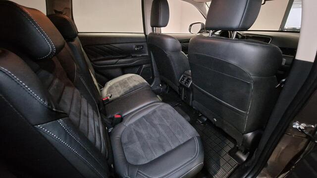 Mitsubishi OUTLANDER 2.4 PHEV Pure+ | Trekhaak |