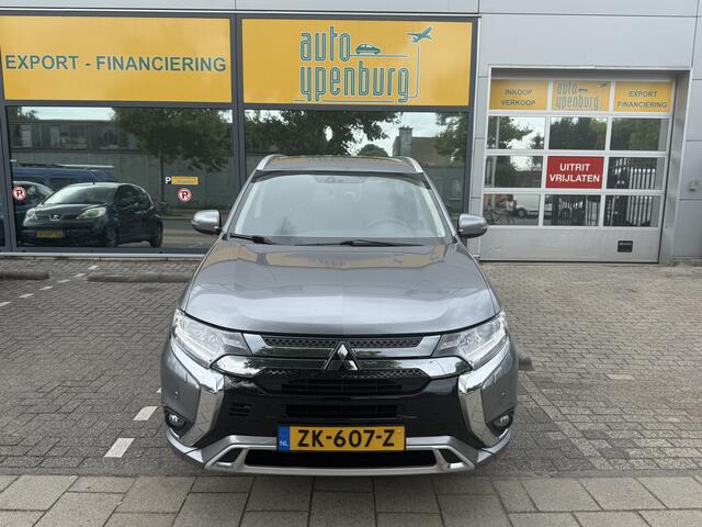 Mitsubishi OUTLANDER 2.4 PHEV Pure * Carplay * Leder / Alcantara Bekleding * Climate Controll *