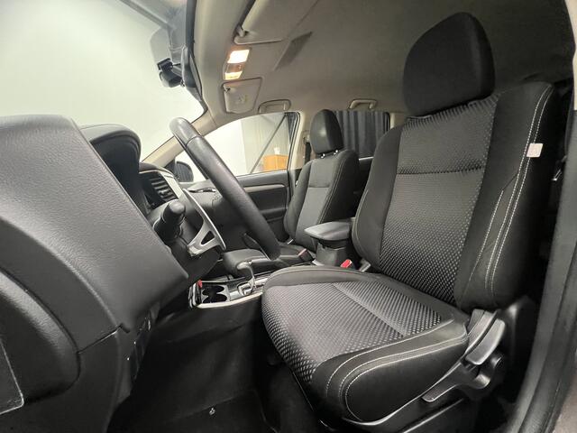 Mitsubishi OUTLANDER 2.0 Business Edition | TREKHAAK | CARPLAY | CAMERA |