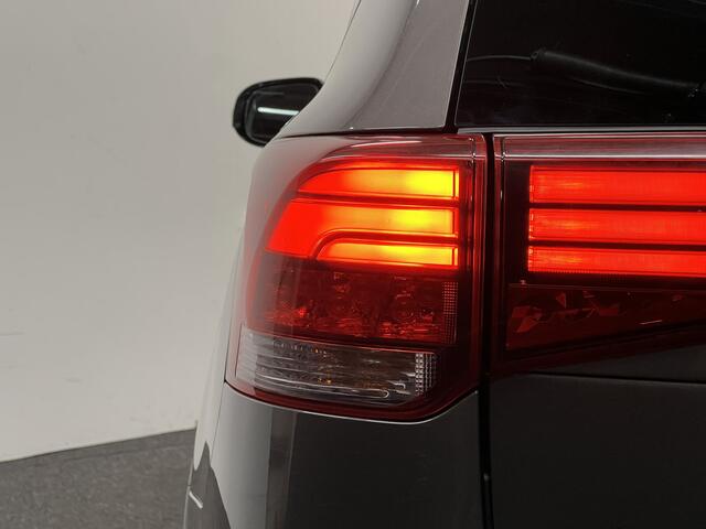 Mitsubishi OUTLANDER 2.0 Business Edition | TREKHAAK | CARPLAY | CAMERA |