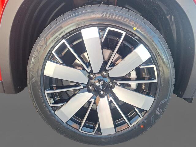 Mitsubishi OUTLANDER 2.4 PHEV First Edition |¤2.000,- VOORRAADKORTING| OP=OP| 8 Jaar garantie|