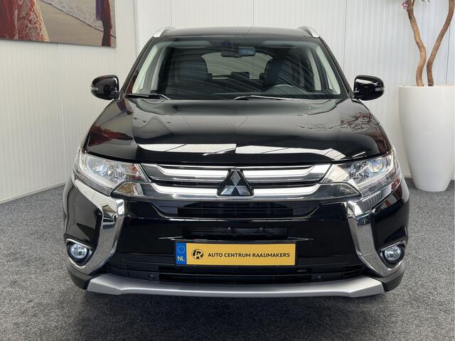 Mitsubishi OUTLANDER 2.0 EXECUTIVE EDITION 7 PERSOONS NAVIGATIE LEDER STOELVERWARMING CRUISE CONTROL CLIMATE CONTROL BLUETOOTH TELEFOON ACHTERUITRIJCAMERA ZEER MOOI !! 3010