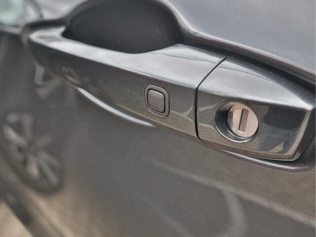 Mitsubishi OUTLANDER 2.4 PHEV Instyle+ Nieuw uit voorraad leverbaar!