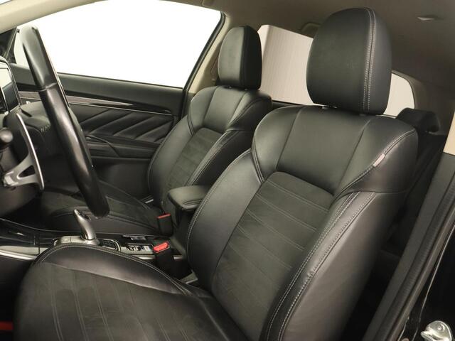 Mitsubishi OUTLANDER 2.4 PHEV Pure+ | Trekhaak | Carplay | Leder/Alcantara | Camera | Keyless | Full LED | Climate control | Cruise control | Plug In