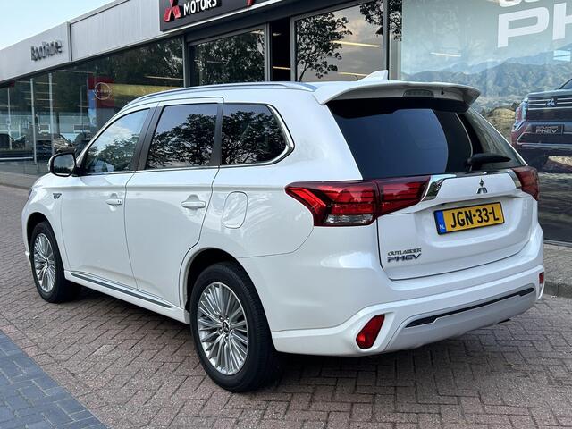 Mitsubishi OUTLANDER 2.4 PHEV Intense