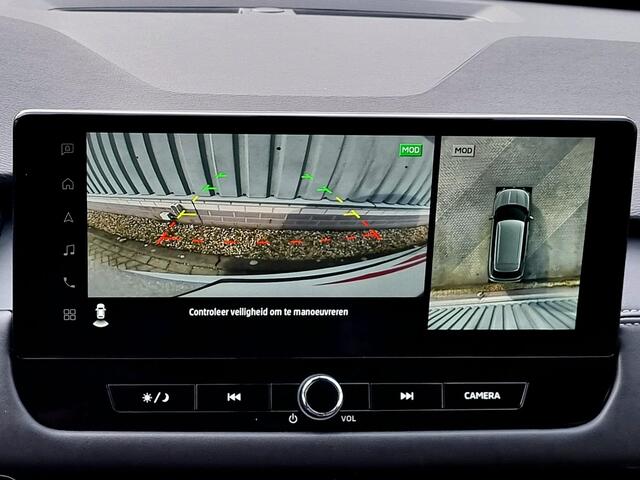 Mitsubishi OUTLANDER 2.4 PHEV Intense / ¤4000,- Voordeel Op Nieuwprijs / Elektrische Range 86 KM WLTP / 1600KG Trekgewicht / 8 Jaar Fabrieksgarantie