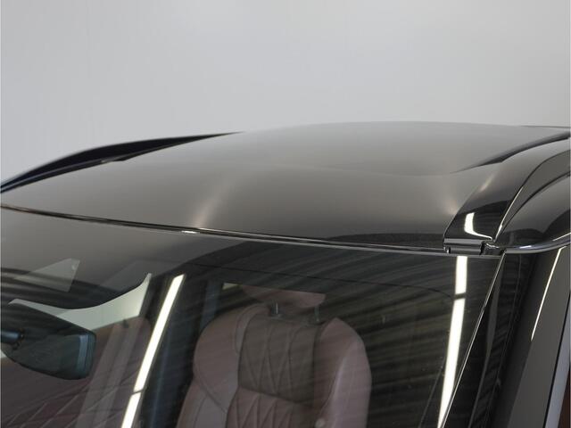 Mitsubishi OUTLANDER 2.4 PHEV Instyle+ Black Edition | Uniek in NL | 20 Inch | Full Options | 8 Jaar garantie | Boostactie ¤1.000 korting