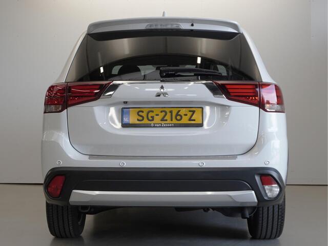 Mitsubishi OUTLANDER 2.0 Connect Pro | 360 camera | Sport pakket | Verlengde garantie | Rijklaarprijs