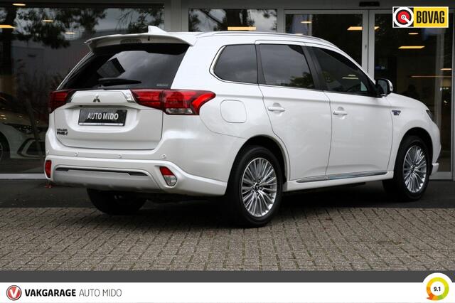 Mitsubishi OUTLANDER 2.4 PHEV 4WD Instyle | Trekhaak | Winterbanden set