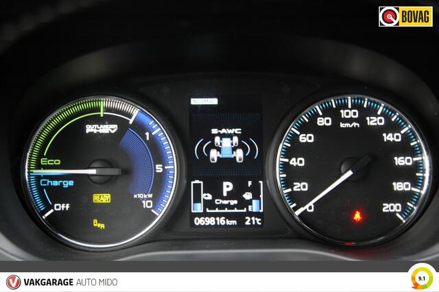 Mitsubishi OUTLANDER 2.4 PHEV 4WD Instyle | Trekhaak | Winterbanden set