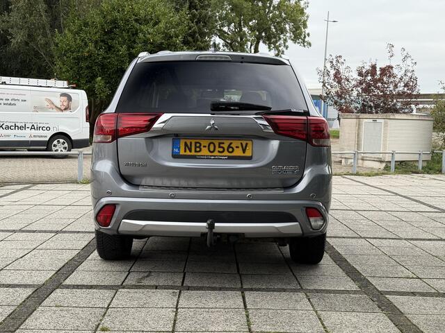 Mitsubishi OUTLANDER 2.0 PHEV Premium | Carplay | Camera | Trekhaak |