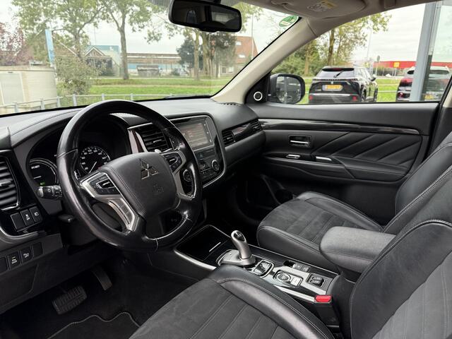 Mitsubishi OUTLANDER 2.0 PHEV Premium | Carplay | Camera | Trekhaak |