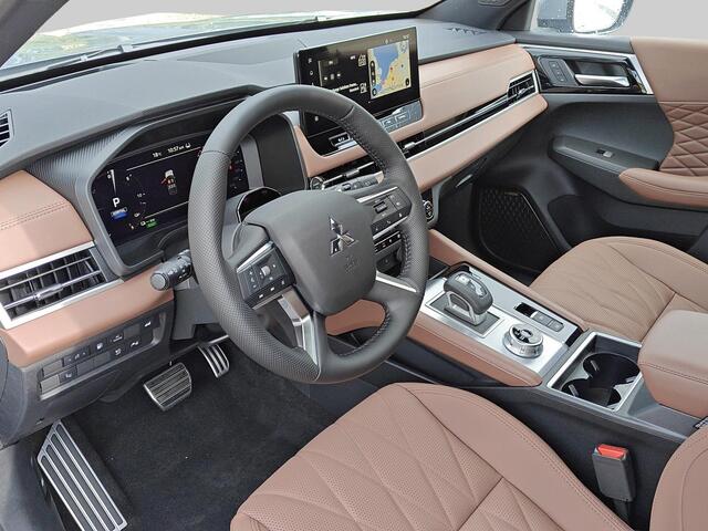 Mitsubishi OUTLANDER 2.4 PHEV Instyle+ | VAN ¤ 65.430,00 VOOR ¤ 61.430,00 | UIT VOORRAAD LEVERBAAR