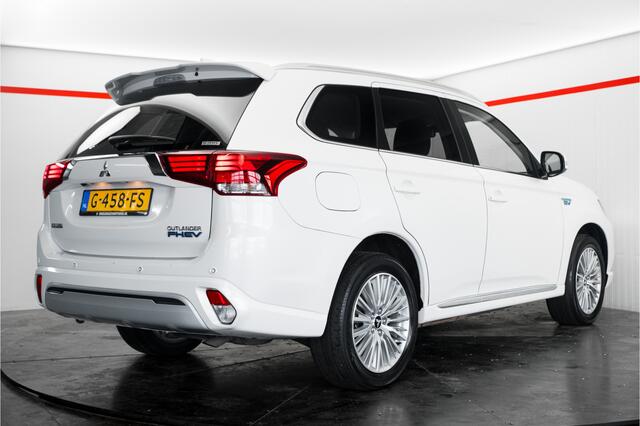 Mitsubishi OUTLANDER 2.4 PHEV Intense
